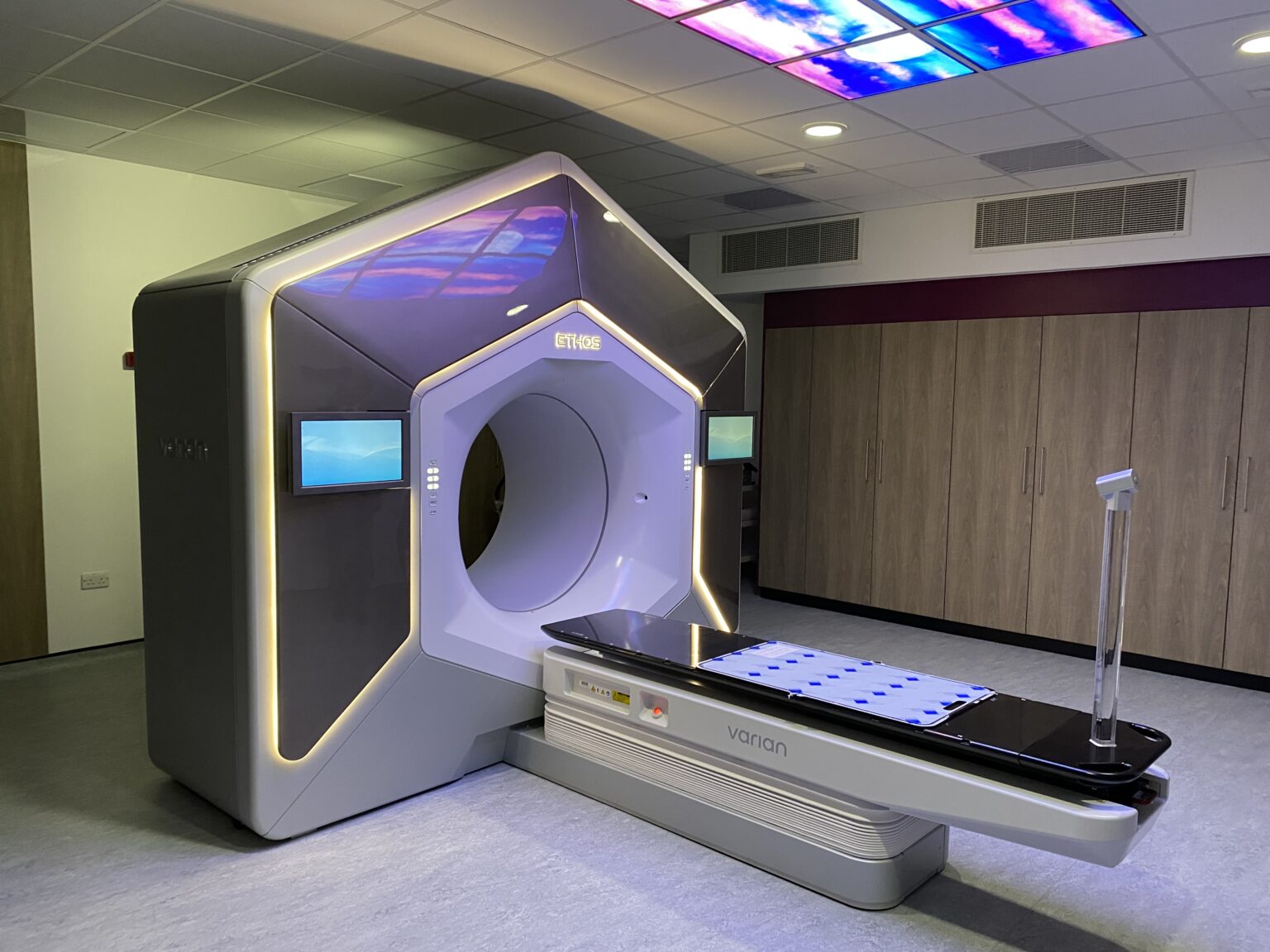 Radiotherapy Machine